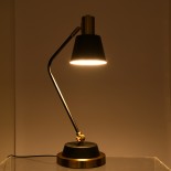 GloboStar® LETO 00834 Μοντέρνο Επιτραπέζιο Φωτιστικό Γραφείου Μονόφωτο Μεταλλικό Μαύρο - Χρυσό Φ13 x Μ30 x Π18 x Υ54cm