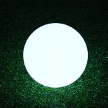 GloboStar® 85825 Ακρυλικό Φωτιστικό Μπάλα Εξωτερικού Χώρου - Πισίνας LED Globe 10W Φ40 Επαναφορτιζόμενο Μπαταρίας με Καλώδιο USB - Φορτιστή και Ασύρματο Χειριστήριο IR Αδιάβροχο IP65 Πολύχρωμο RGBW