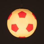 GloboStar® FOOTBALL 00642 Μοντέρνο Κρεμαστό Παιδικό Φωτιστικό Οροφής Μονόφωτο 1 x E27 Κόκκινο Λευκό Γυάλινο Φ15 x Υ18cm