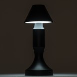 GloboStar® LUNNA 76478 Μοντέρνο Επιτραπέζιο Φωτιστικό Πορτατίφ LED 1.5W 105lm 120° DC 5V Επαναφορτιζόμενο με Μπαταρία Li-ion 1800mAh - Διακόπτη Αφής με 3 Εναλλαγές Φωτισμού CCT Θερμό - Φυσικό - Ψυχρό 1500K - 4500K - 6000K Dimmable - D9 x 23cm - Ασημί
