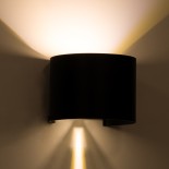 GloboStar® AXIS-R 60637 Φωτιστικό Τοίχου - Απλίκα Αρχιτεκτονικού Φωτισμού Εσωτερικού/Εξωτερικού Χώρου Up & Down LED 10W 1150lm 10 έως 60° AC 220-240V Αδιάβροχο IP65 Μ10 x Π10 x Υ10cm - Θερμό Λευκό 2700K - Μαύρο - Bridgelux Chip - 3 Years Warranty