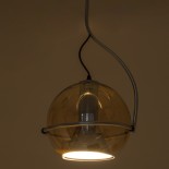 GloboStar® GLASSO 60927 Μοντέρνο Κρεμαστό Φωτιστικό Μπάλα Μονόφωτο 1 x E27 IP20 Μελί Γυαλί με Ασημί Μέταλλο - Μ27 x Π27 x Υ52cm