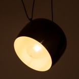 GloboStar® JASPER 01373 Μοντέρνο Κρεμαστό Φωτιστικό Καμπάνα Μονόφωτο 1 x E27 IP20 Μαύρο & Λευκό Μέταλλο - Μ26.5 x Π26.5 x Υ20.5cm