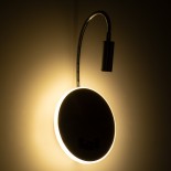 GLOBOSTAR® GOOSE 60884 Μοντέρνο Φωτιστικό Τοίχου - Απλίκα Ξενοδοχείου Reading Light με Φορτιστή USB 3A LED 6W 600lm 36° & 360° AC 220-240V IP20 Φυσικό Λευκό 4500K - CREE XPE & Lumileds SMD Chip & TÜV SÜD Driver - Νίκελ Βούρτσας - Μ15.5 x Π22.5 x Υ30cm - 3
