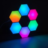 GloboStar® DIGIOCTA 90448 Σετ 6 Ψηφιακων LED RGB Φωτιστικών Κυψελών με Ψηφιακό Controller με WiFi Smart APP & Ασύρματο Χειριστήριο RF 2.4Ghz - LED SMD 5050 9W/Σετ 84PIXEL/Σετ 720lm/Σετ 120° DC 5V με USB 2.0 IP20 Πολύχρωμο RGB - Dimmable - Μ10.5 x Π10.5 x 