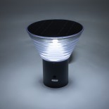 GLOBOSTAR® VEGGIE 90530 Μοντέρνο Φωτιστικό Τοίχου - Απλίκα LED 10W 330lm 120° με Ενσωματωμένο Φωτοβολταϊκό Panel 6V 2W & Επαναφορτιζόμενη Μπαταρία Li-ion 3.2V 1800mAh με Αισθητήρα Ημέρας-Νύχτας Αδιάβροχο IP65 Ψυχρό Λευκό 6000K - Μαύρο- Μ23 x Π30 x Υ25cm -