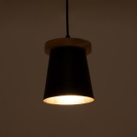 GloboStar® LANA 01424 Μοντέρνο Κρεμαστό Φωτιστικό Καμπάνα Μονόφωτο 1 x E27 IP20 Μαύρο Μέταλλο με Καφέ Ξύλο - Μ13 x Π13 x Y17cm