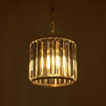 GloboStar® GLAMOROUS 203-0093 Κλασικό Κρεμαστό Φωτιστικό Κρύσταλλα Μονόφωτο 1 x E27 IP20 Χρυσό Μέταλλο με Διάφανο Κρύσταλλο - Μ19 x Π19 x Υ16.5cm