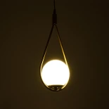 GloboStar® DROP 201-0034 Vintage Κρεμαστό Φωτιστικό Μπάλα Μονόφωτο 1 x E27 IP20 Χρυσό Μέταλλο με Λευκό Γυαλί - Μ20 x Π15 x Υ47cm