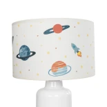 GloboStar® SATURN 204-0030 Παιδικό Eπιτραπέζιο Φωτιστικό Πορτατίφ Μονόφωτο 1 x E27 IP20 Πολύχρωμο Ύφασμα με Λευκό Πλαστικό - Μ24 x Π24 x Υ32cm