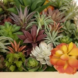 GloboStar® Artificial Garden VARIOUS PLANT 20642 Τεχνητό Διακοσμητικό Φυλλωσιάς σε Ξύλινο Πάνελ - Κάθετος Κήπος Μιξ Μ60 x Π40 x Υ20cm