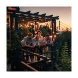 GLOBOSTAR® TWILIGHT 79667 Μοντέρνο Φωτιστικό Κήπου Γιρλάντα 7.7m με 15 Λάμπες & IR Ασύρματο Χειριστήριο LED 9W 810lm 360° DC 3.7V με Ενσωματωμένο Φωτοβολταϊκό Panel 5.5V 1.5W & Επαναφορτιζόμενη Μπαταρία Li-ion 3.7V 1x18650 2200mAh Αδιάβροχο IP65 Θερμό Λευ