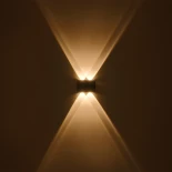GLOBOSTAR® SIXOAD 60677 Μοντέρνο Φωτιστικό Τοίχου - Απλίκα LED 8W 1000lm 30° AC 220-240V Αδιάβροχο IP65 Θερμό Λευκό 2700K - CREE XPE Chip & TÜV SÜD Driver - Μαύρο Ματ - Μ12 x Π4 x Υ8cm - 5 Χρόνια Εγγύηση
