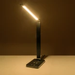 GLOBOSTAR® TEBLA 60482 Μοντέρνο Επιτραπέζιο Φωτιστικό Γραφείου με Ασύρματη Φόρτιση 5W 1A LED 5W 500lm 120° AC 220-240V IP20 Ρυθμιζόμενο Λευκό CCT με Αφή 2700K/4500K/6000K Dimmable - Bridgelux SMD Chip - Μαύρο - Μ11 x Π33 x Υ36cm - 2 Χρόνια Εγγύηση