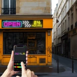 GLOBOSTAR® MATRIX GLB-106-0011 Εύκαμπτη Κυλιόμενη Ψηφιακή Επιγραφή 93x20cm P4.5 192x32 Pixel LED 20W AC 220-240V Αδιάβροχο IP65 Πολύχρωμο RGB - Bluetooth Control μέσω iPIXEL APP - Μ93 x Π0.2 x Υ20cm - 2 Χρόνια Εγγύηση