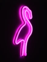 GloboStar® 78573 Φωτιστικό Ταμπέλα Φωτεινή Επιγραφή NEON LED Σήμανσης FLAMINGO 5W με Καλώδιο Τροφοδοσίας USB - Μπαταρίας 3xAAA (Δεν Περιλαμβάνονται) - Ροζ