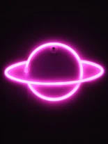 GloboStar® 78588 Φωτιστικό Ταμπέλα Φωτεινή Επιγραφή NEON LED Σήμανσης PLANET SATURN 5W με Καλώδιο Τροφοδοσίας USB - Μπαταρίας 3xAAA (Δεν Περιλαμβάνονται) - Ροζ