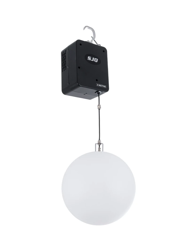 GloboStar® 51202 LIFT BALL Επαγγελματικό Φωτιστικό Ειδικών Εφέ Φ30cm KINETIC BALL Light CREE LED 4in1 15W - 15 x 1W LED SMD Chips RGBW - Μέγιστο Μήκος Ανύψωσης 3.5 Μέτρα - AC 220V-240V DMX512 Display on Body - Μαύρο - Μ17 x Π13 x Υ26cm - 2 Χρόνια Εγγύση